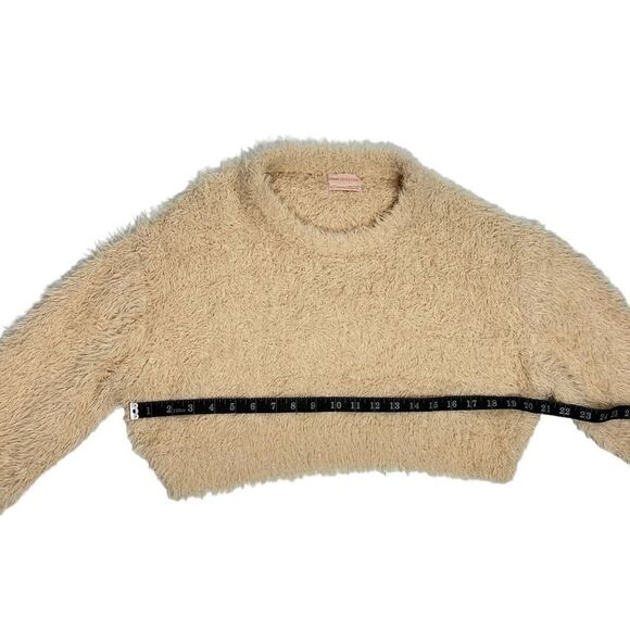 Urban Outfitters Medium Women's Cream Cuddle Up Crew Neck Cropped Sweater - Picture 10 of 12